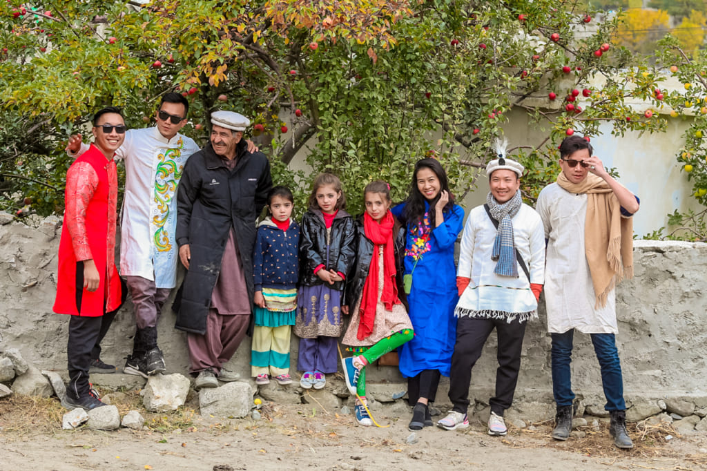 Đoàn khách tham dự lễ cưới truyền thống người Pakistan