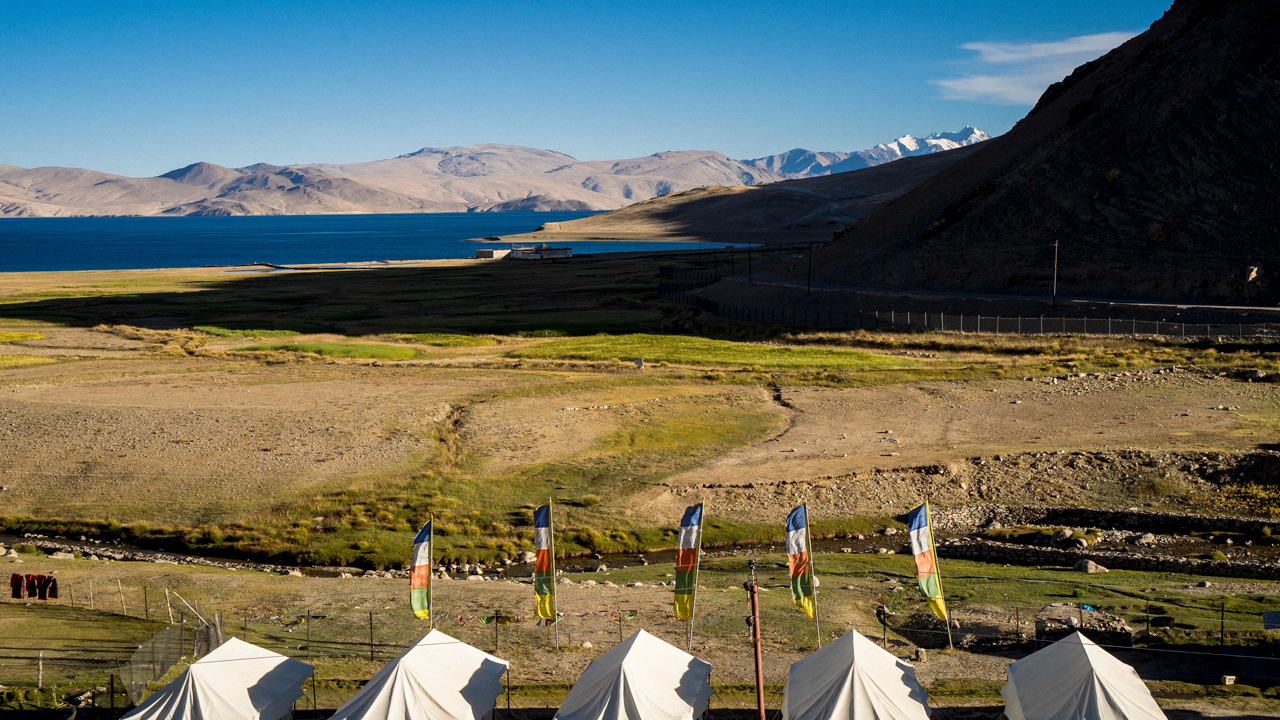 Khu vực dân cư quanh hồ Pangong Ladakh