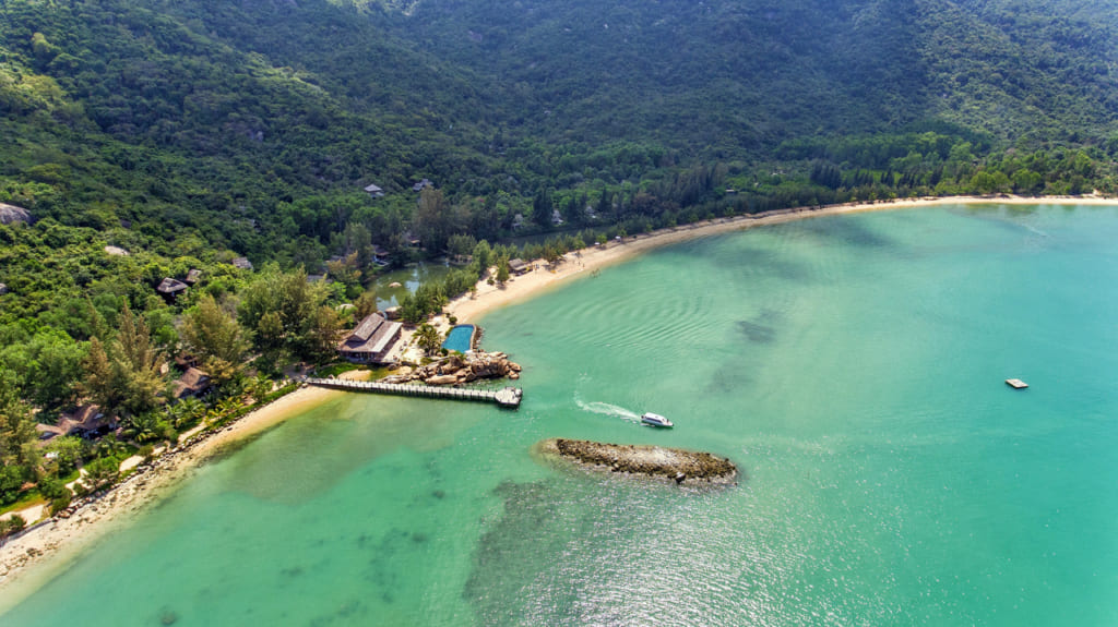 Resort LAlya Nnh Vân Bay góc nhìn từ trên cao flycam