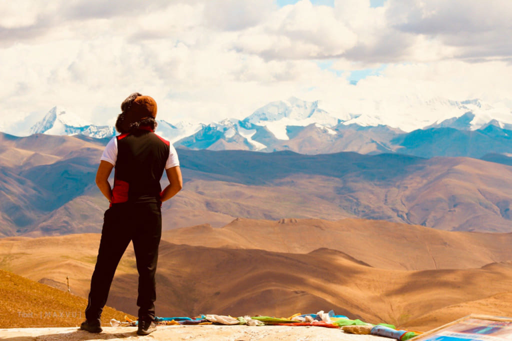 Du khách ngỡ ngàng trước khung cảnh Tây Tạng