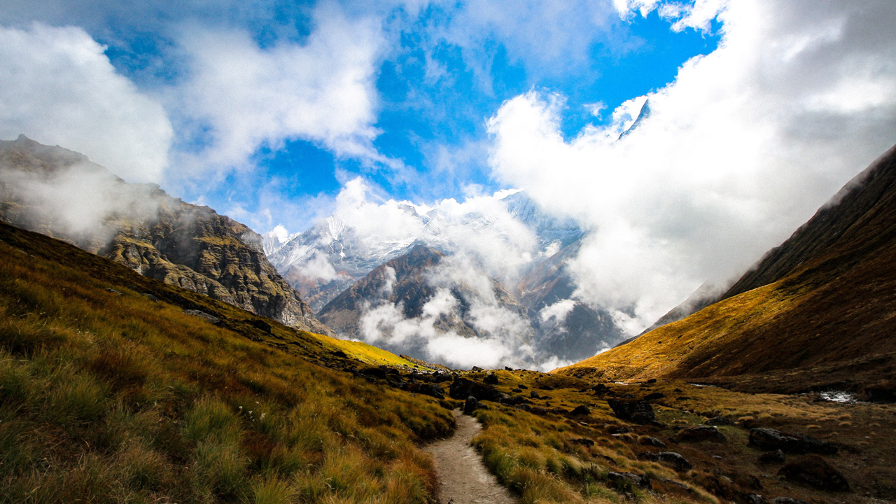 Khám phá núi Himalaya trong hành trình Tour Nepal 2022
