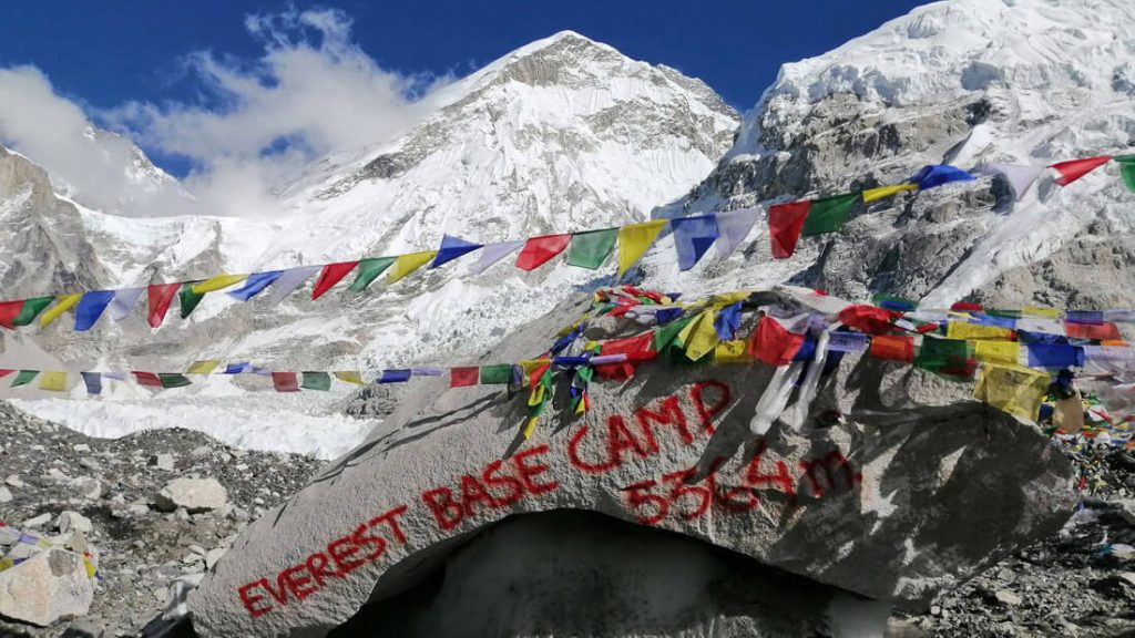 Trại căn cứ Everest Base Camp