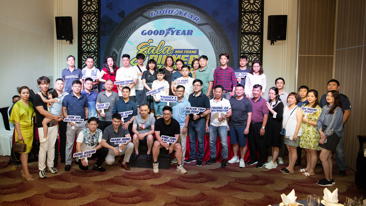 Team Goodyear tham gia gala dinner ở Nha Trang - Fit tour