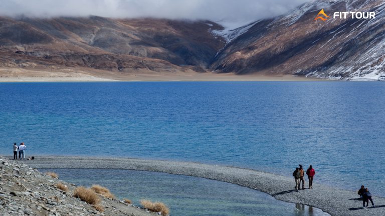 Hồ Pangong Tso Ladakh - DuLichCoGuu