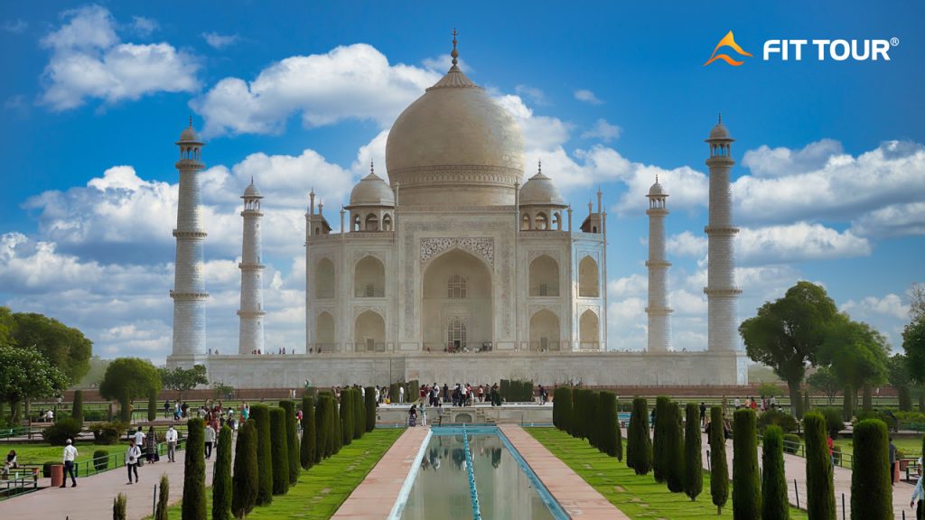 Lăng mộ Taj Mahal tại Ấn
