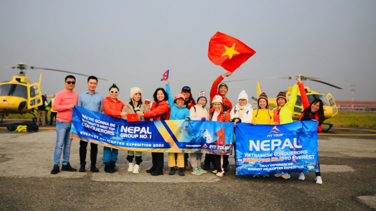 Fit Tour và đoàn khách được chào mừng đến Nepal