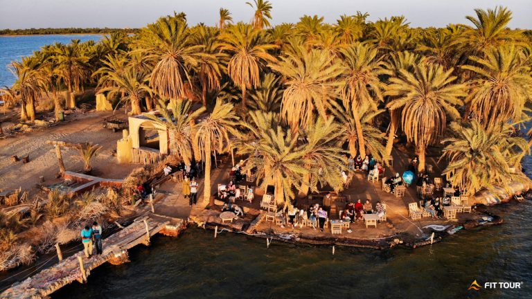Ốc đảo nhỏ ở Ai Cập