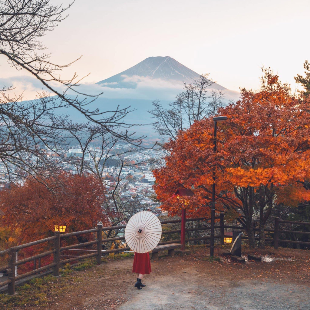 Khung cảnh nhìn ra núi Phú Sĩ