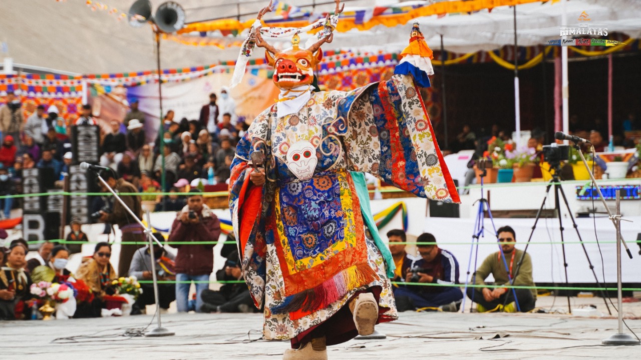 Múa Cham lễ hội Purnima