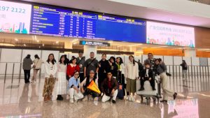 Đoàn Fit Tour đến sân bay bắt đầu hành trình khám phá Thành Đô