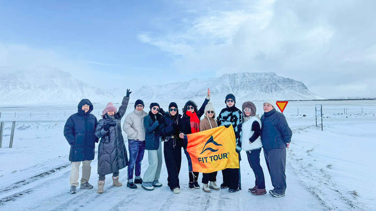 Đoàn Fit Tour hân hoan với khung cảnh tuyết phủ tuyệt vời ở Iceland