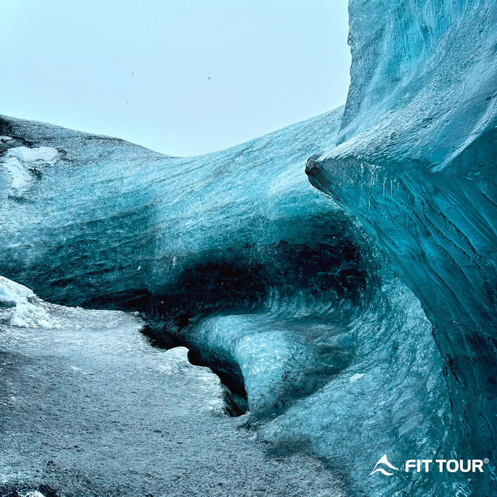 Những hình ảnh tuyệt đẹp của hang động băng vùng Vatnajokull ở Iceland p5