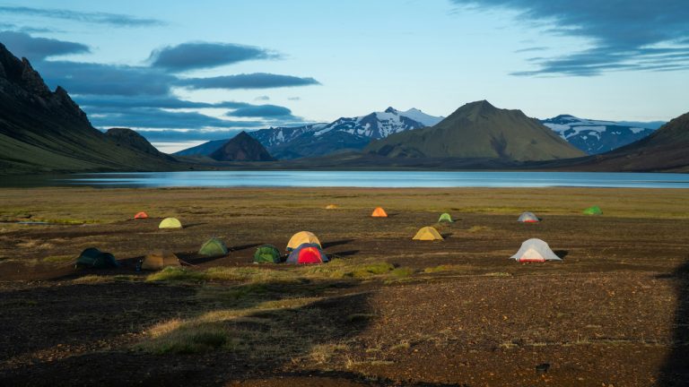 Cắm trại ở Iceland