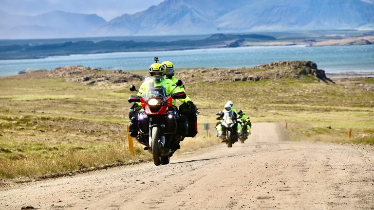Du lịch Iceland bằng xe máy và các thông tin cần biết