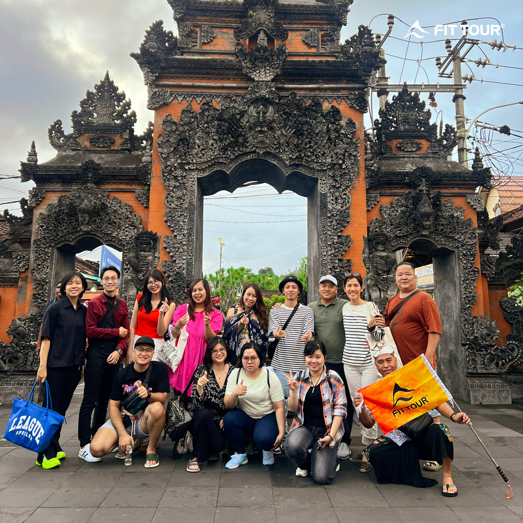 Đoàn Company Trip MIA cùng Fit Tour check in đền Tanah Lot ở Bali