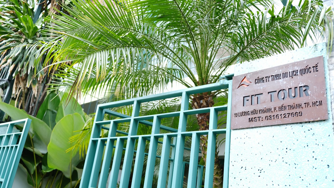 The FIT TOUR signage and main entrance at 19 Luong Huu Khanh, right in the heart of District 1, Ho Chi Minh City