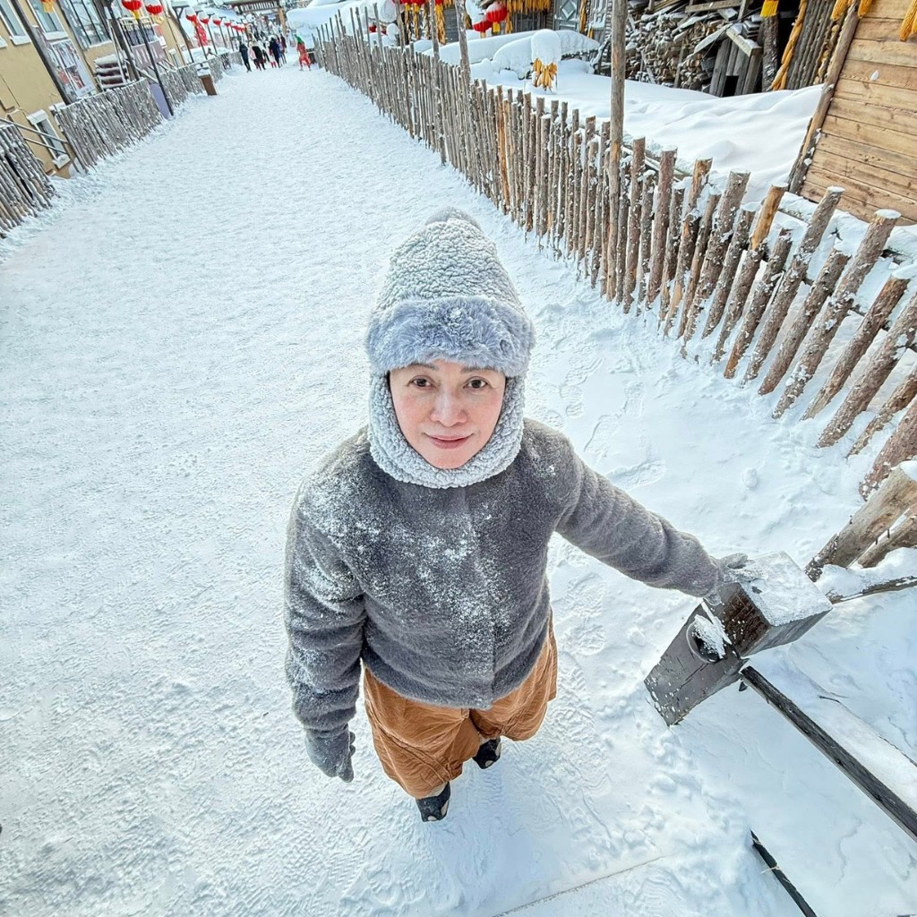 Góc nhìn từ trên cao hành trình săn tuyết và trải nghiệm văn hoá bản địa của chị Thuý.
