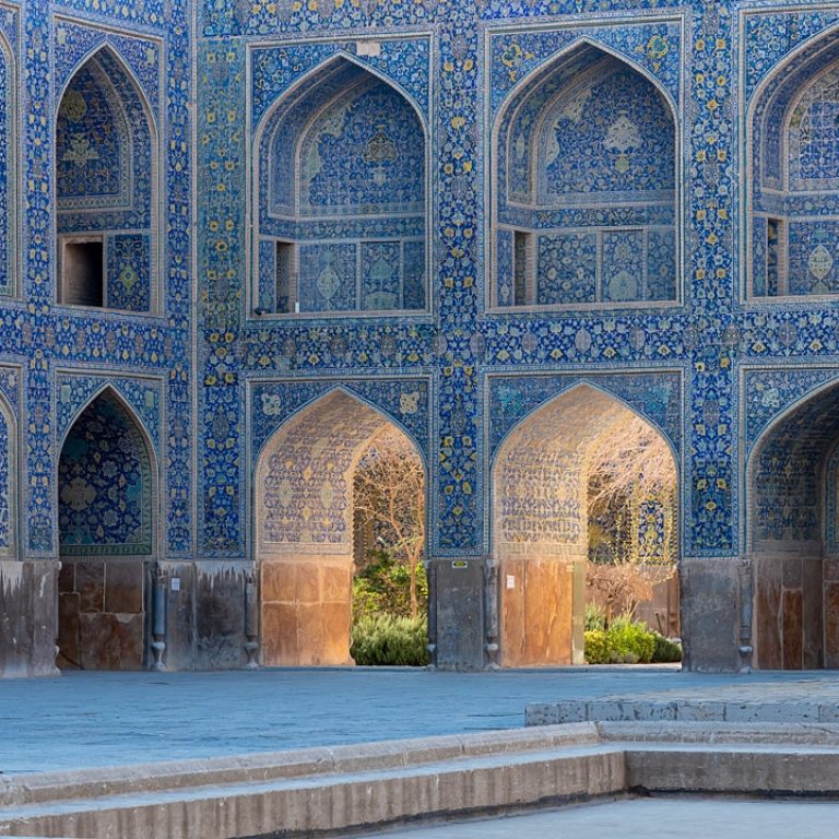 Bức tường ở nhà thờ Hồi giáo Iran