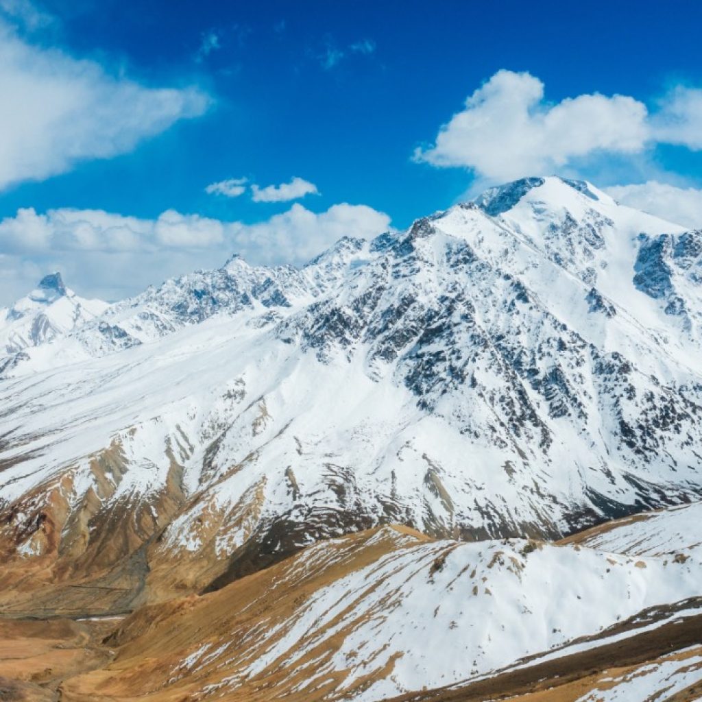 Núi tuyết vùng Zanskar Ladakh